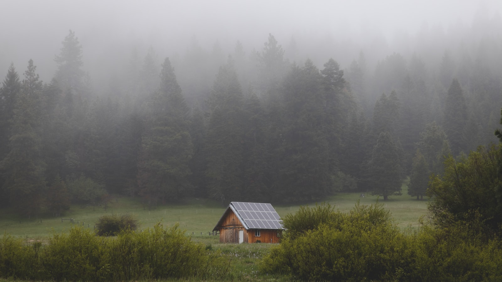 Off-grid house with rooftop solar panels